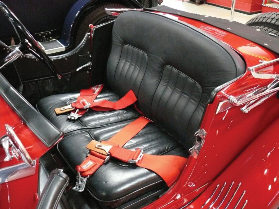 Интерьер Alfa Romeo 6C 1750 GS Parigi 1929 года  (фото 6 из 46)